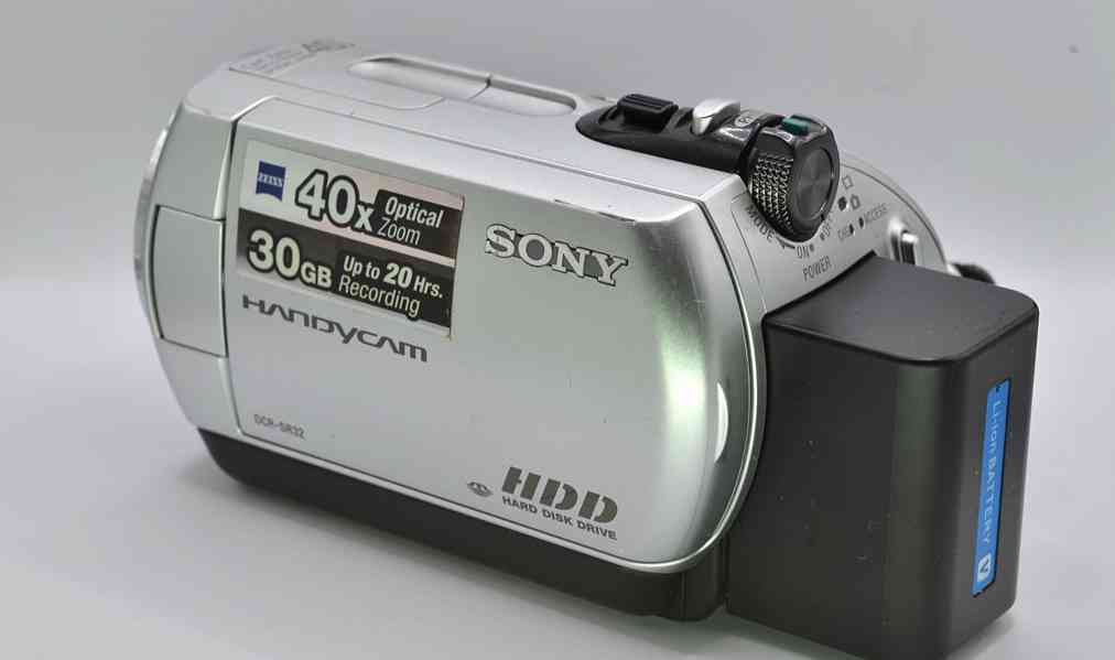 videokamera: Sony DCR-SR32e **30GB HDD*40 Op. Zoom - foto 4