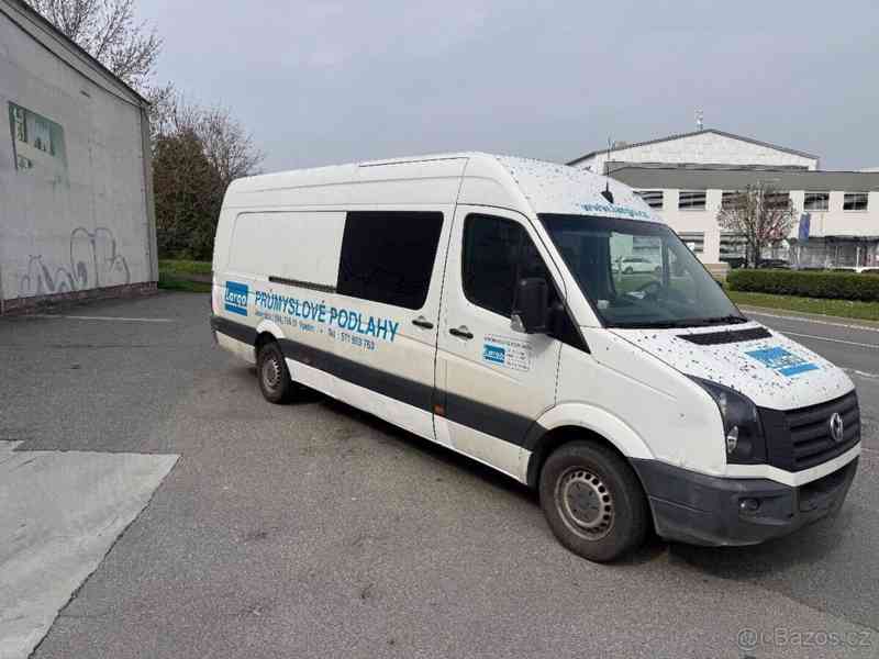 Volkswagen Crafter 2,0   rok 2015, 6 míst, první majite - foto 2
