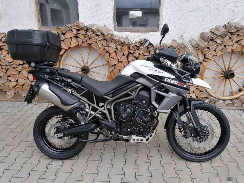 TRIUMPH TIGER 800 XCX ABS - foto 2