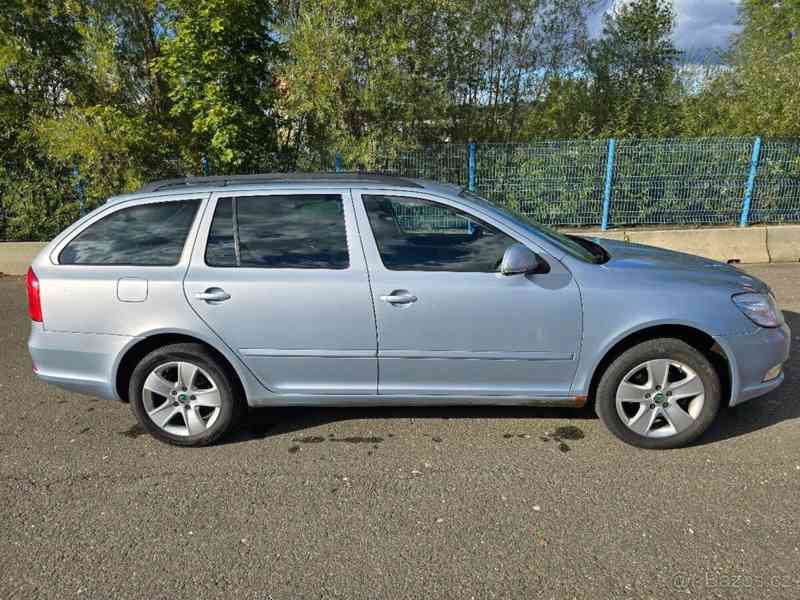 Škoda Octavia 1,9 TDI PD DPF 4x4 Elegance Combi  TDI 77kw 4X - foto 10