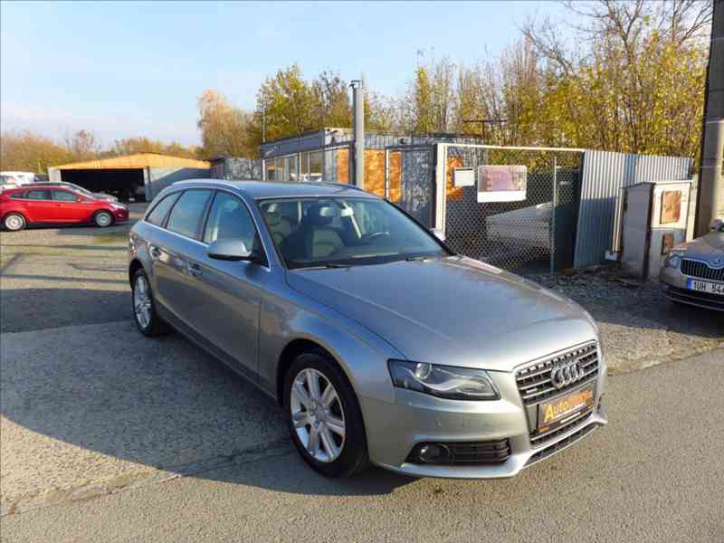 Audi A4 2,0 TDI QUATTRO, 1.MAJITEL - foto 2