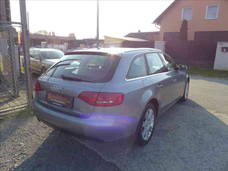 Audi A4 2,0 TDI QUATTRO, 1.MAJITEL - foto 3