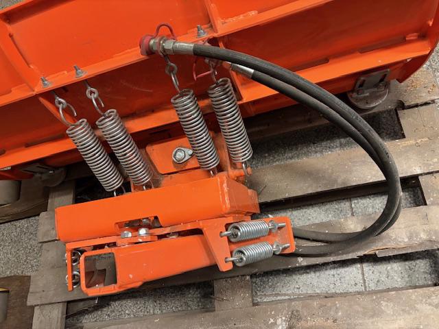 Sněhová radlice - foto 2