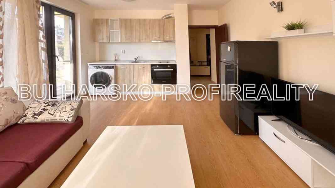 Bulharsko- ÚTULNÝ APARTMÁN 2+kk (45 m) | VERANDA | BAZÉN | S - foto 3