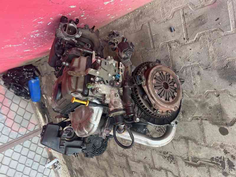 Motor 1,1 8V HFZ 44KW Peugeot 206 prodám záruka - foto 3