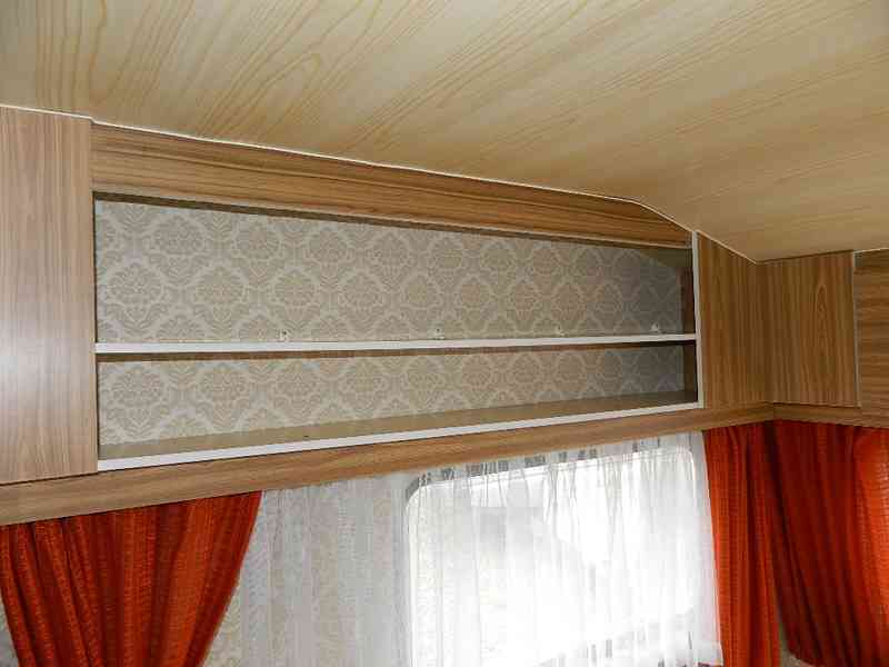 Dvouosý karavan Burstner - foto 13