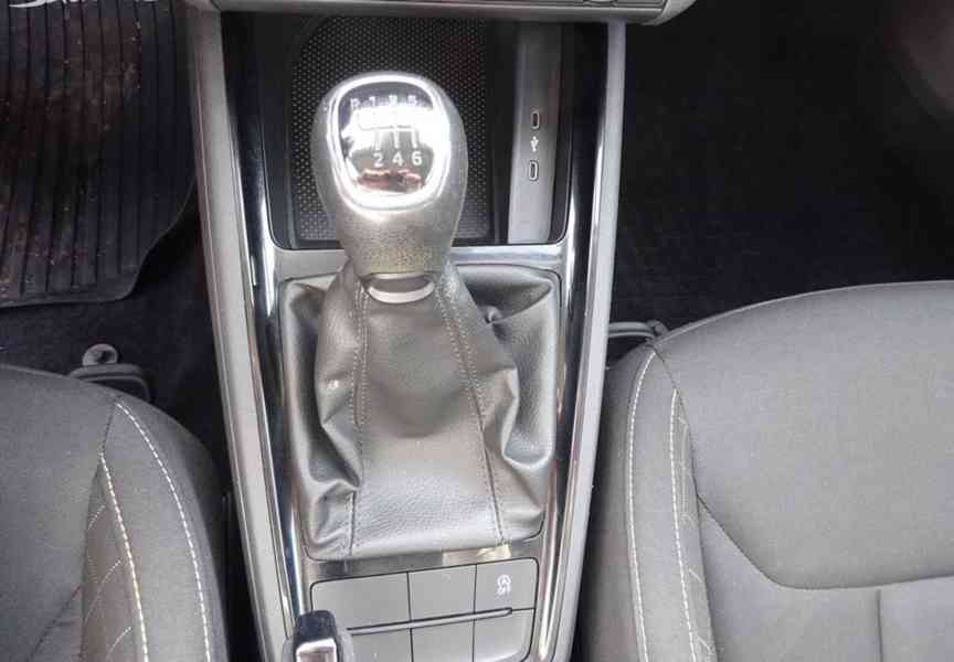 Škoda Kamiq, 1.0 TSI (70 KW) EL.SERVISKA - foto 10