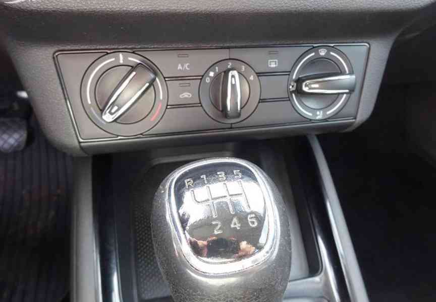 Škoda Kamiq, 1.0 TSI (70 KW) EL.SERVISKA - foto 9