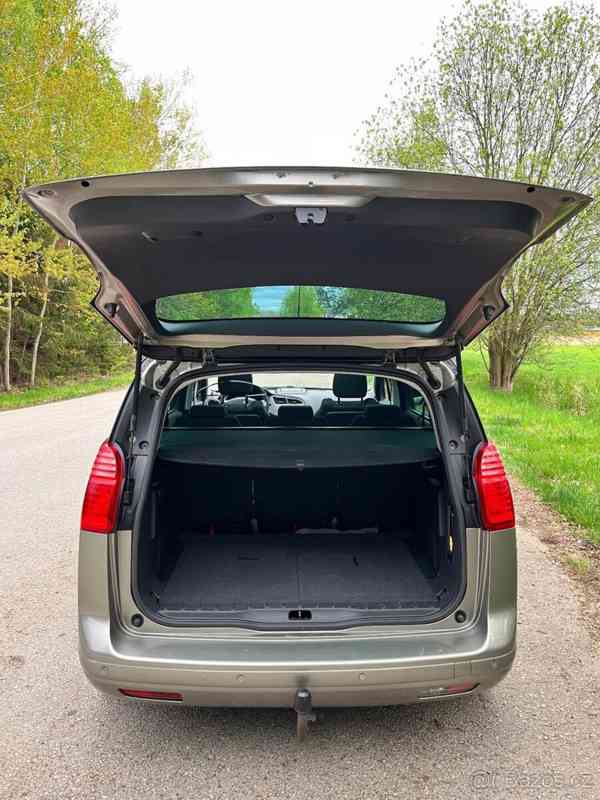 Peugeot 5008 2,0 HDi Allure - foto 13
