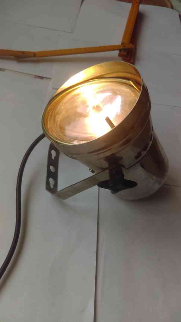 Halogenový reflektor, s žárovkou, chrom, stříbrný - foto 1
