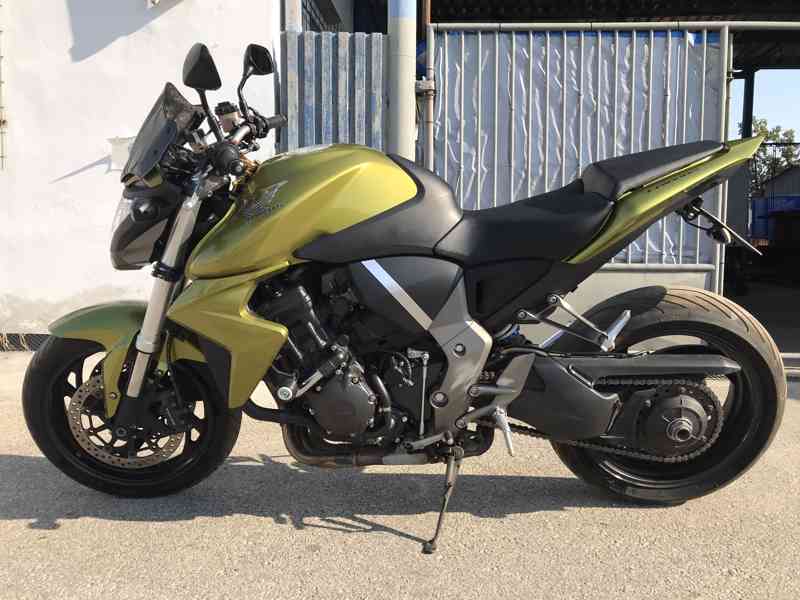 Honda CB 1000R - foto 2