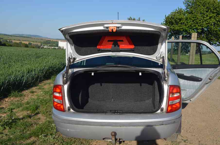 Fabia 1.9 SDi - foto 6