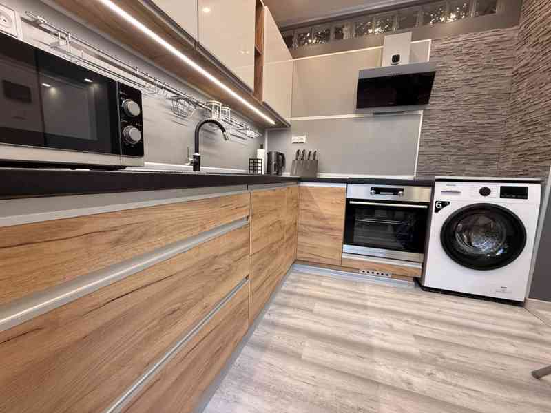 ✨ Prosluněný byt 2+1 po kompletní rekonstrukci – Prostějov - foto 3