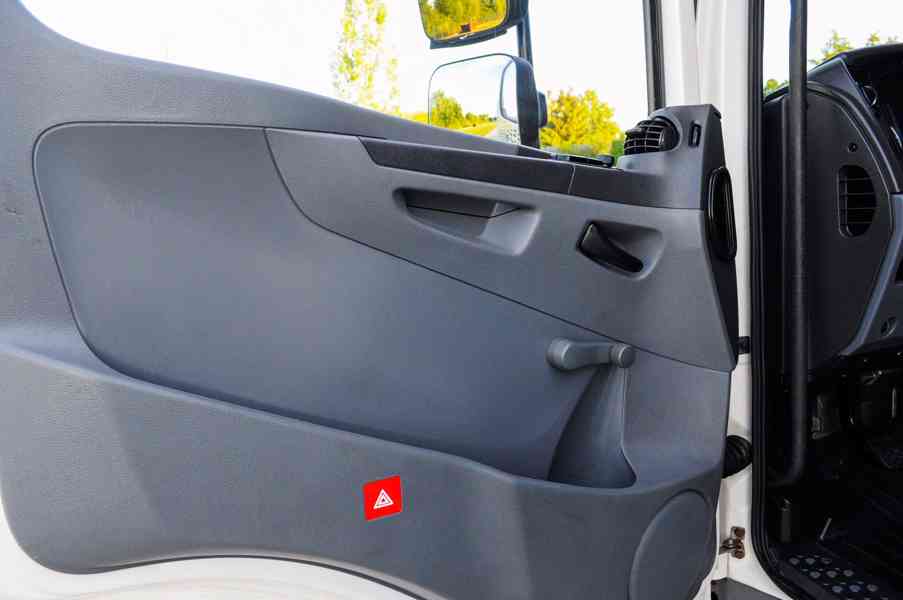 MERCEDES ATEGO 1518 - TŘÍSTRANNÝ S3 SKLÁPĚČ - VYKLÁPĚČ EU5 - foto 51