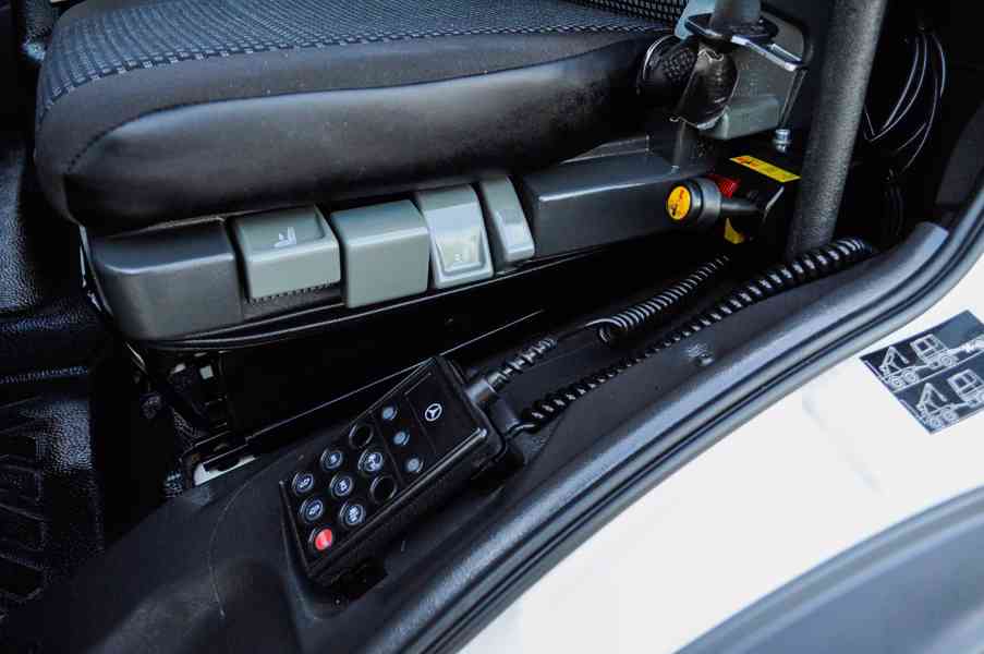 MERCEDES ATEGO 1518 - TŘÍSTRANNÝ S3 SKLÁPĚČ - VYKLÁPĚČ EU5 - foto 59