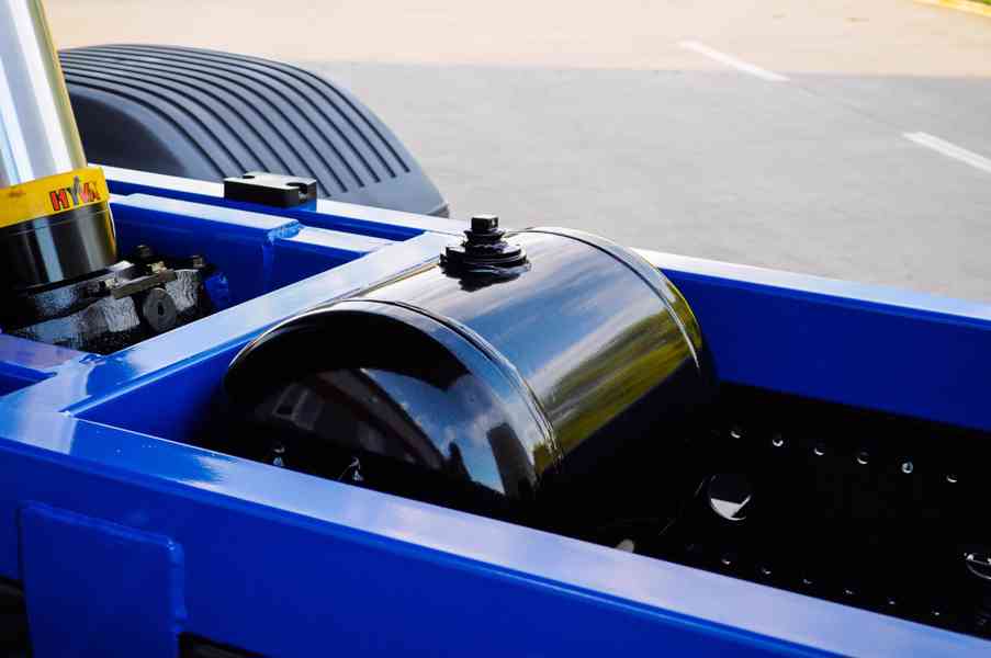 MERCEDES ATEGO 1518 - TŘÍSTRANNÝ S3 SKLÁPĚČ - VYKLÁPĚČ EU5 - foto 90