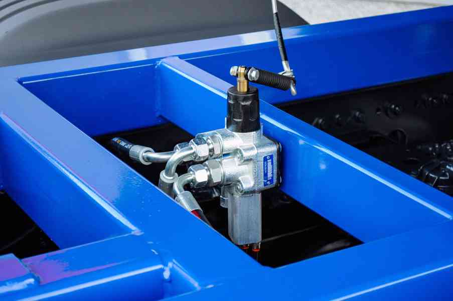 MERCEDES ATEGO 1518 - TŘÍSTRANNÝ S3 SKLÁPĚČ - VYKLÁPĚČ EU5 - foto 83