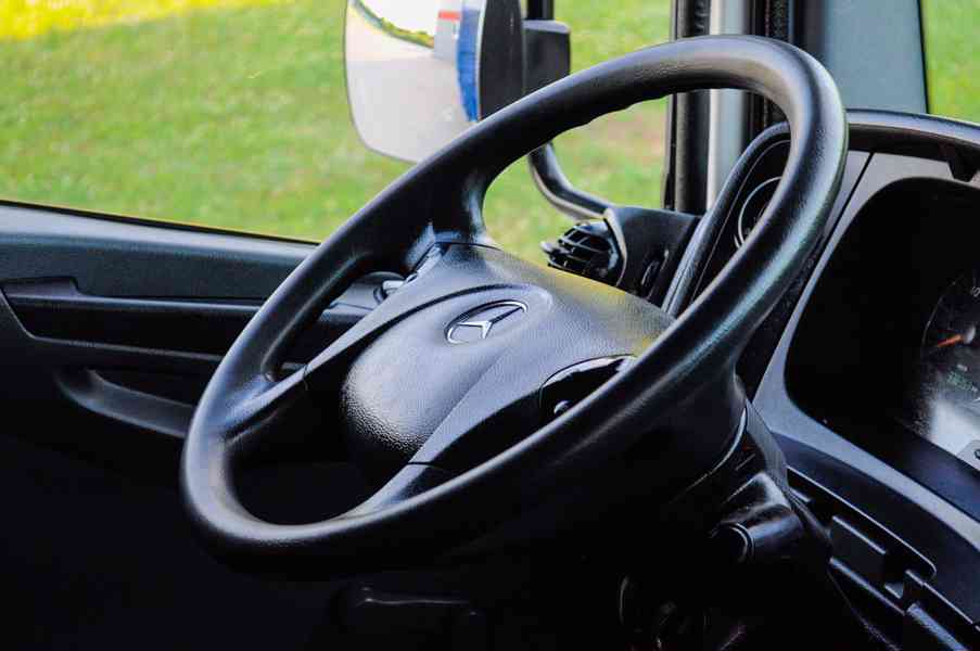 MERCEDES ATEGO 1518 - TŘÍSTRANNÝ S3 SKLÁPĚČ - VYKLÁPĚČ EU5 - foto 49