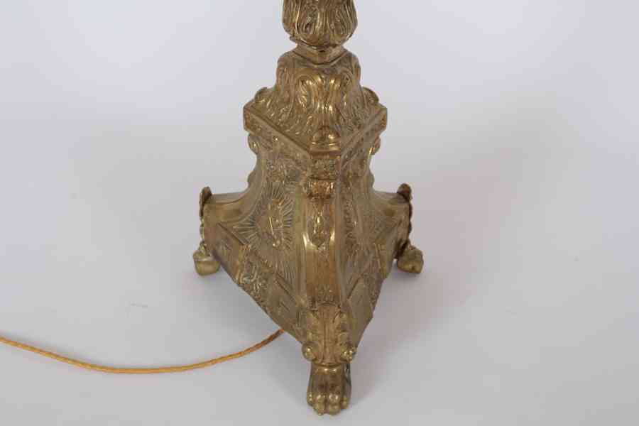 Starožitná stojací lampa z kostelního svícnu - foto 3