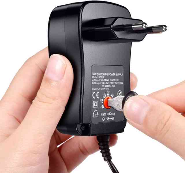 Univerzální napájecí nabíječka 30W 6 hrotů - foto 3