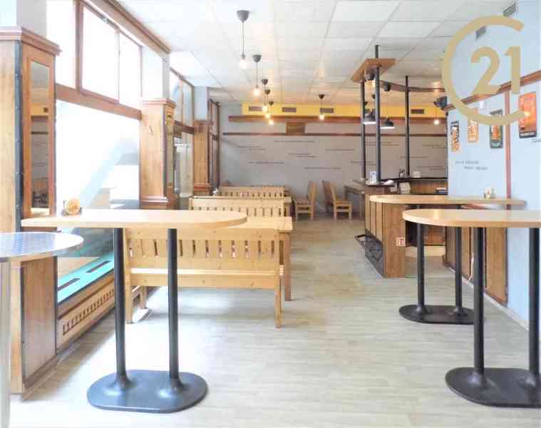 Pronájem Restaurace 120m2, Riegrovo náměstí - Kroměříž - foto 2