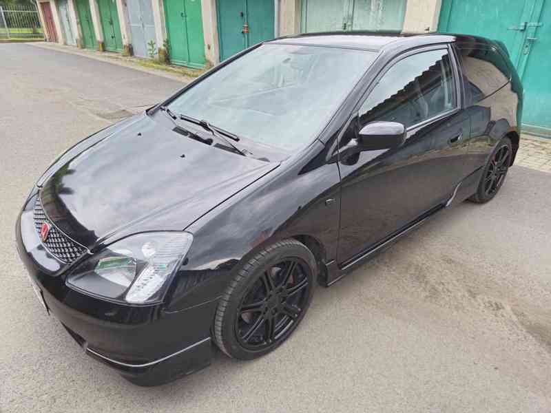 Honda Civic Type R EP3, 241PS - foto 12