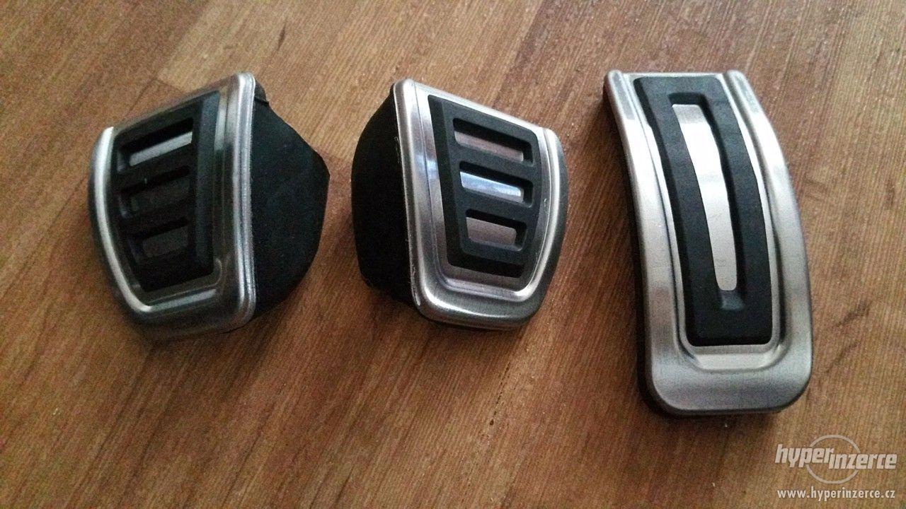 RS nášlapy pro pedály vozů Škoda. Nové. Novinka Design 2015 - foto 1