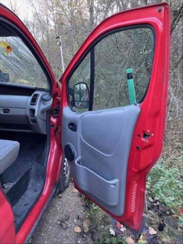 Renault Trafic 1,9   6 míst, rv 2003, 325 tis. km - foto 13