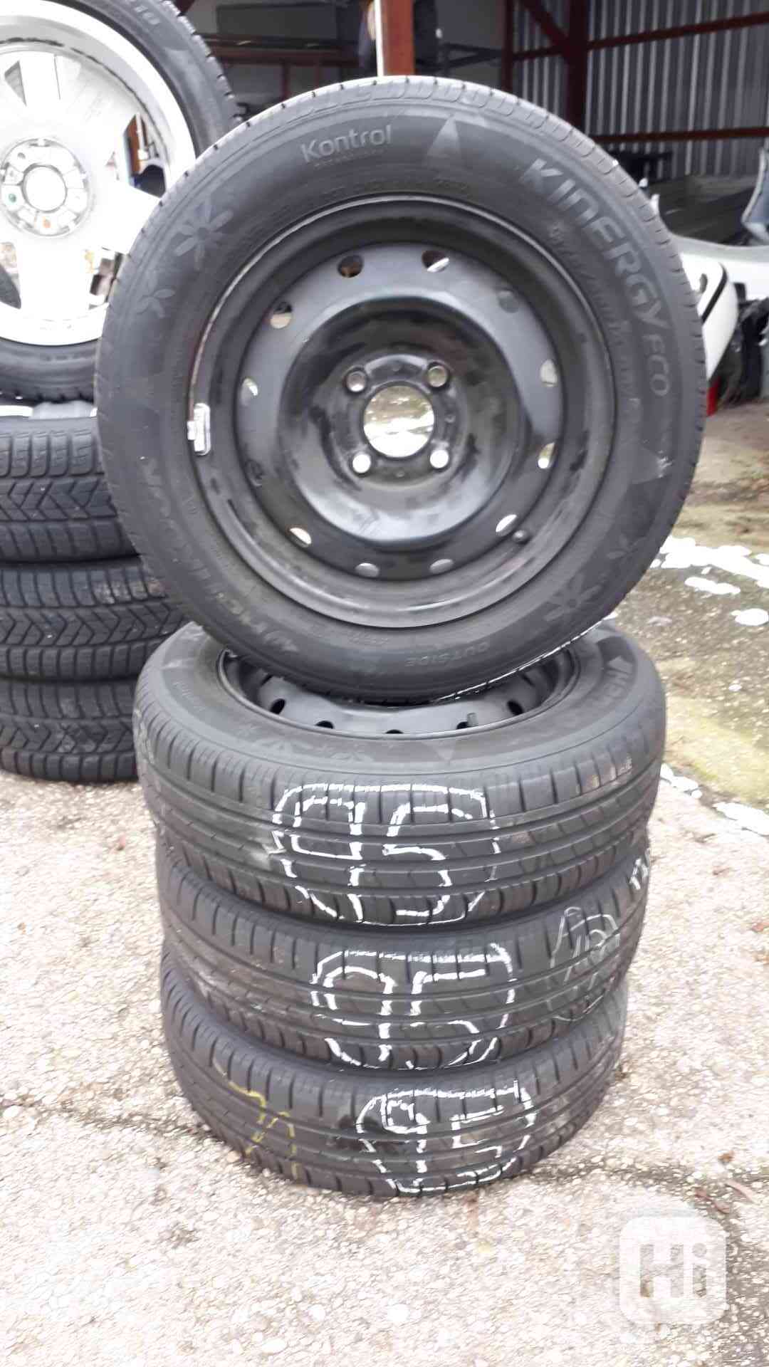 Sada 4 kol na Peugeot Partner, 175/65 R14 86T Pneu Hankook K - foto 1