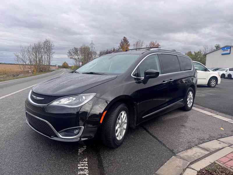  Chrysler Pacifica 3,6 Pentastar RU Touring L Kůže 2019 - foto 2