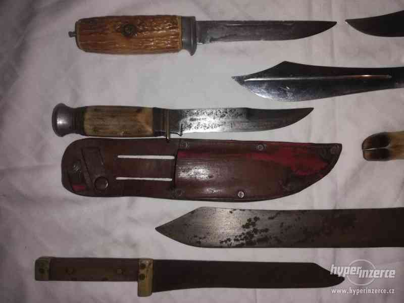 Kolekce loveckých nožů, dýk - mačeta, sekáček aj. - foto 2
