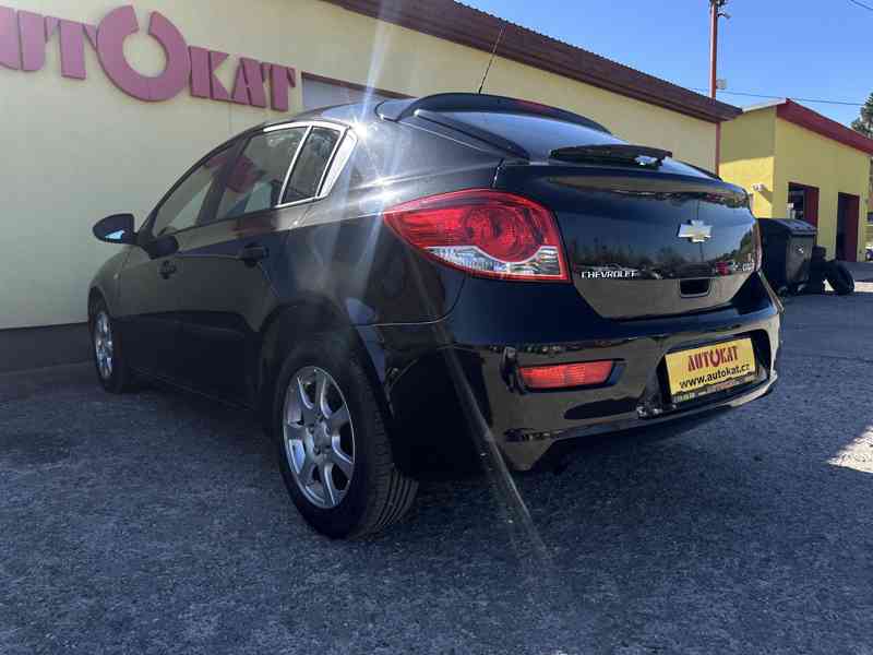 Chevrolet Cruze 2.0 VCDi/1MAJ/ČR/91tisKM/120kW - foto 5
