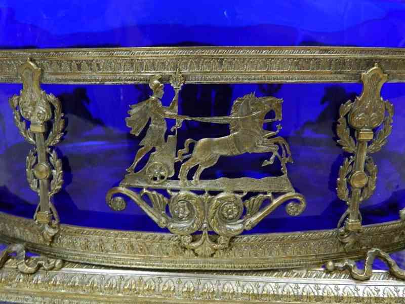 Luxusní modrá empírová Mísa na čtyřech nožičkách montáž - foto 5