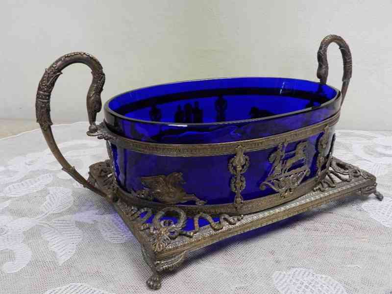 Luxusní modrá empírová Mísa na čtyřech nožičkách montáž - foto 4