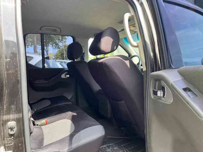 Nissan Navara 2,5DCi Hardtop 140kw - foto 12