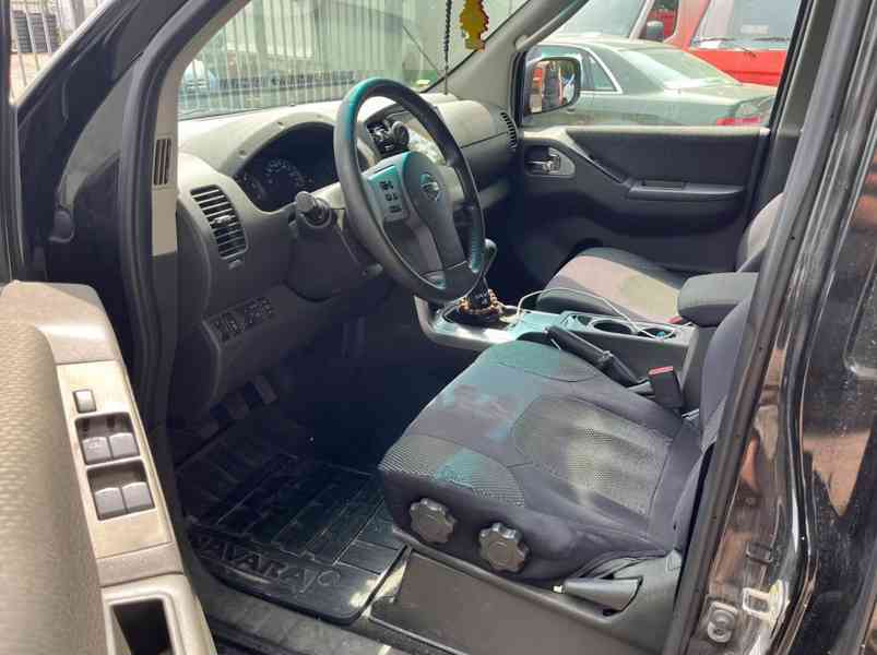 Nissan Navara 2,5DCi Hardtop 140kw - foto 10
