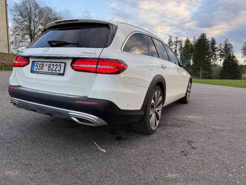 Mercedes-Benz Třídy E 2,2   d ALL TERRAIN 4matic 08/2018 E - foto 11