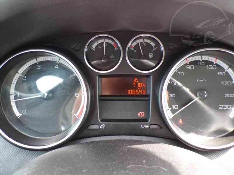 Peugeot 308 1,6 i SPORT - foto 6