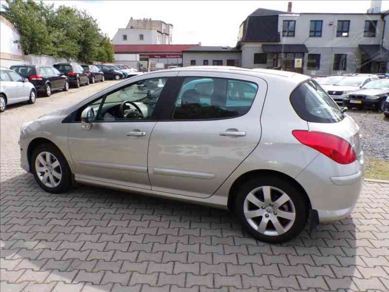 Peugeot 308 1,6 i SPORT - foto 4