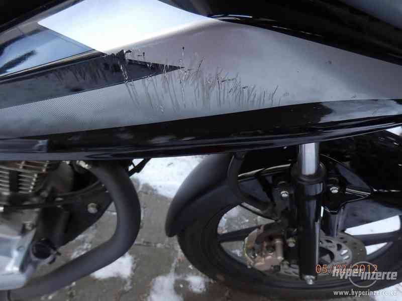 HONDA CBF 125 - foto 4