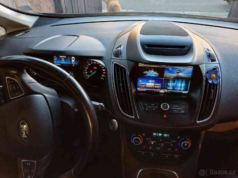 Ford C-MAX 1,0   2015, plná výbava - foto 5