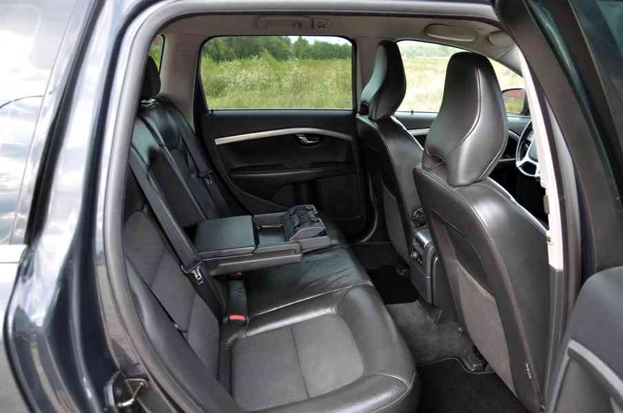 Volvo V70 Bi-Fuel 2.0T 157 kW, benzín/CNG  - foto 14