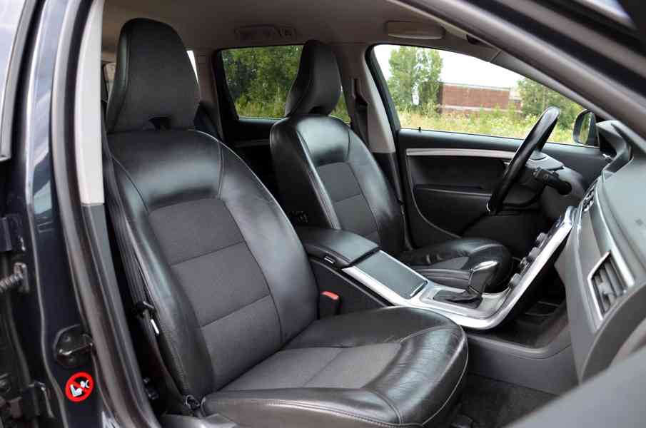 Volvo V70 Bi-Fuel 2.0T 157 kW, benzín/CNG  - foto 13