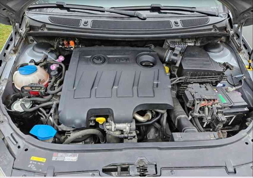 Škoda Roomster 1,6   TDI - foto 8