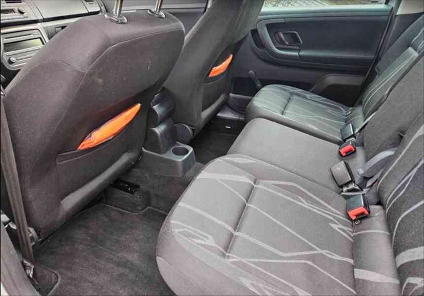 Škoda Roomster 1,6   TDI - foto 7