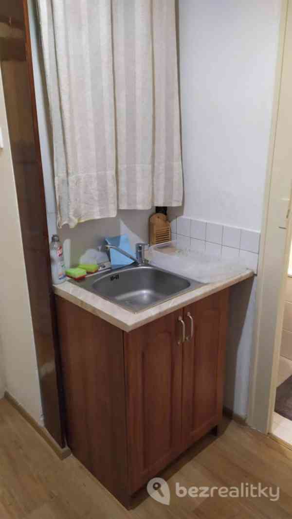 Pronájem bytu - Garsoniéra - foto 5