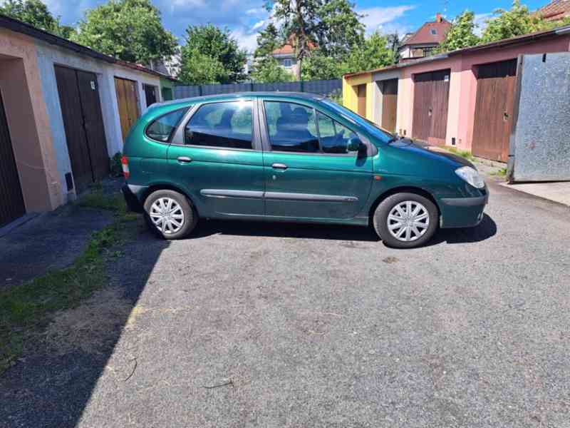 Renault Scénic 1,6     benzín - foto 2