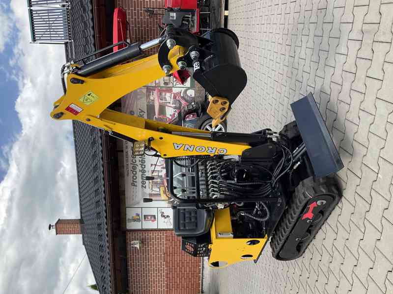 Nejlevnější minibagr CR07 s mimoosým kop. 730 kg - foto 2