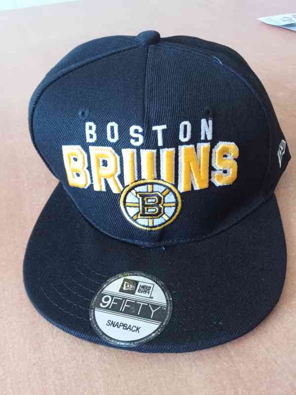 Nová kšiltovka Boston Bruins NHL - foto 1
