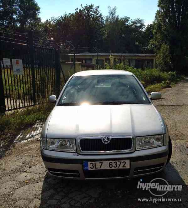 Škoda Octavia Combi 1.6 benzin 74 kW, rv 2000 - foto 2